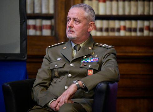 siamo esercito incontra il generale serino incontro proficuo per gli impegni futuri Difesa Magazine