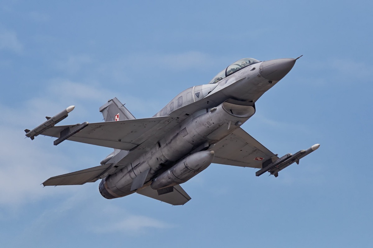 F16 Polonia