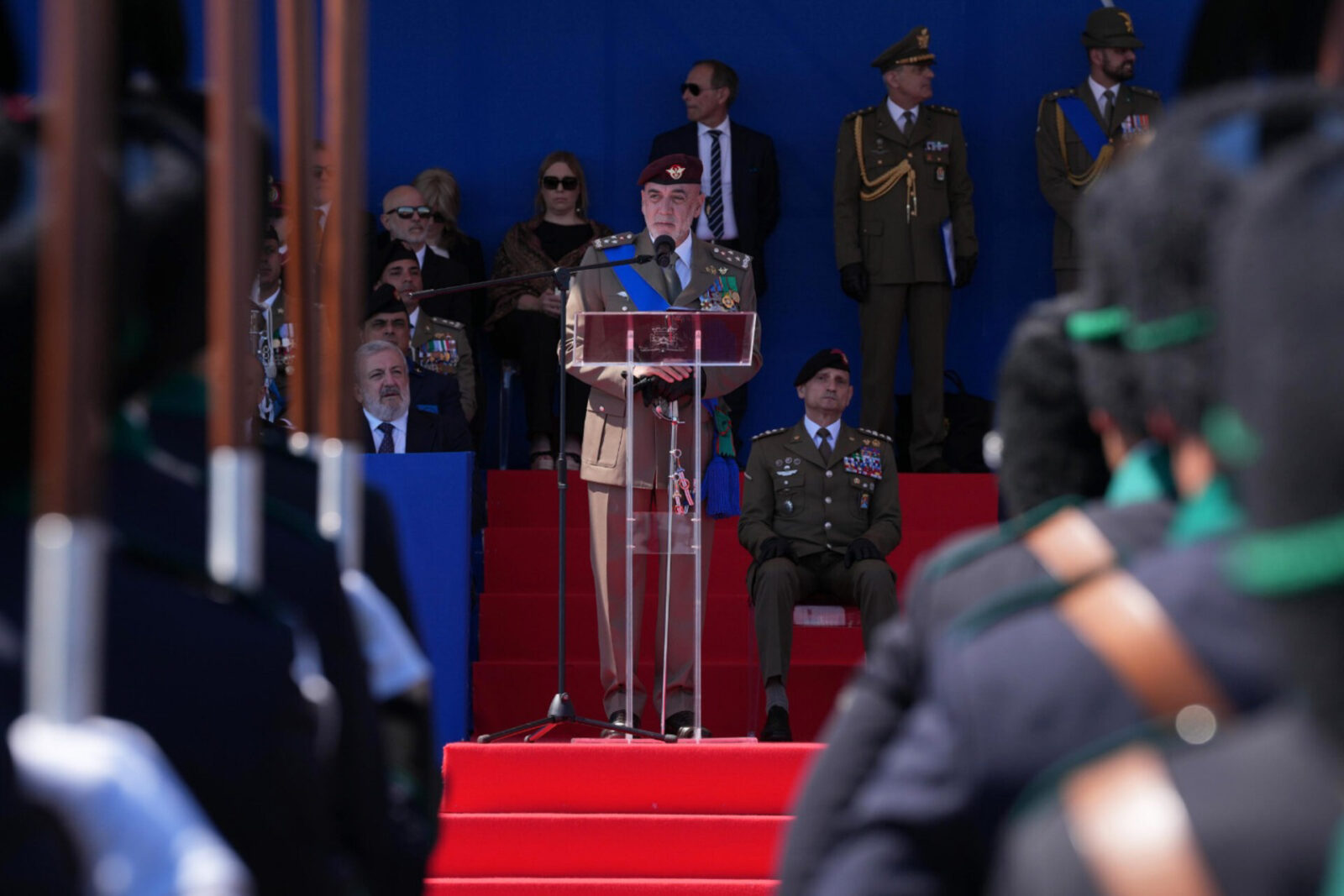 164esimo dell'esercito, un successo la cerimonia a Bari 5 164esimo dellesercito un successo la cerimonia a bari 4 Difesa Magazine