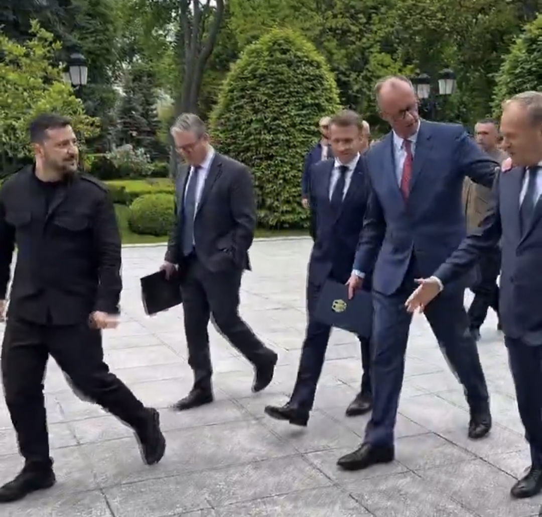 Diplomazia sotto traccia in Russia? 2 Paesi volenterosi contro la russia