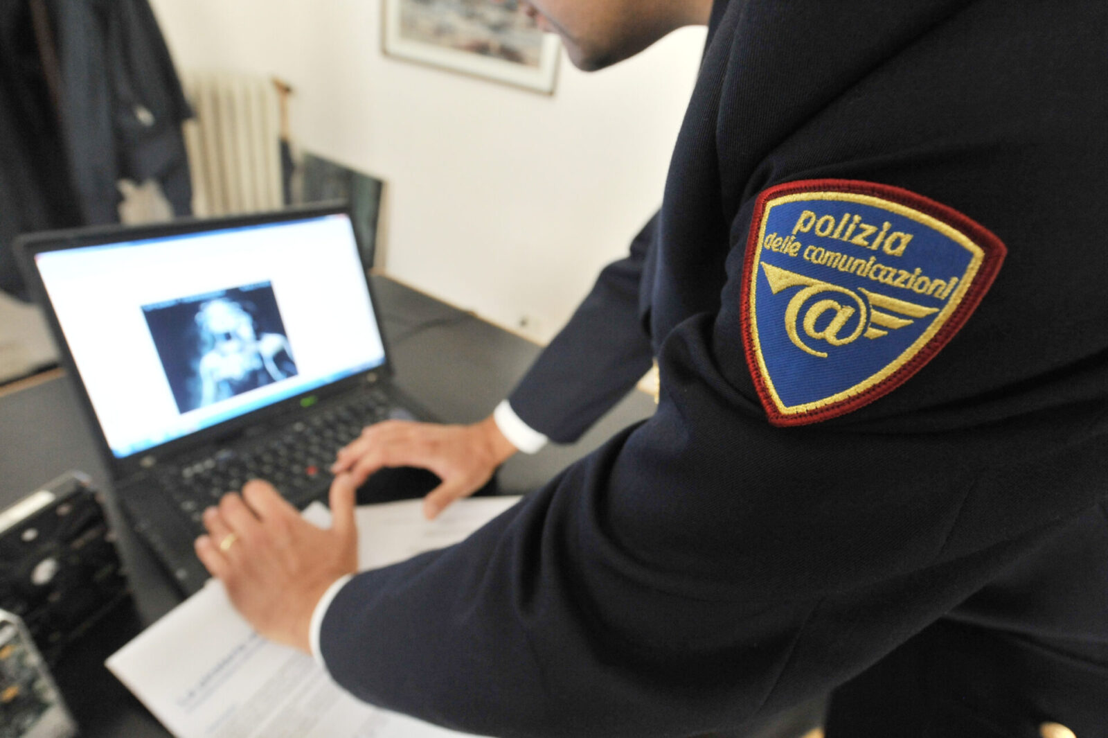Giornata mondiale contro Pedofilia e pedopornografia 1 Pedoporno online polizia postale
