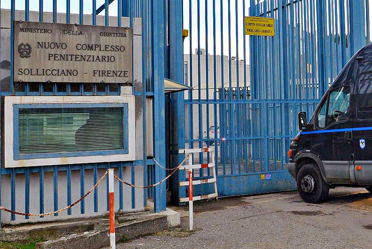 ...carceri: abbiamo un problema 1 Sollecitano carcere fragile