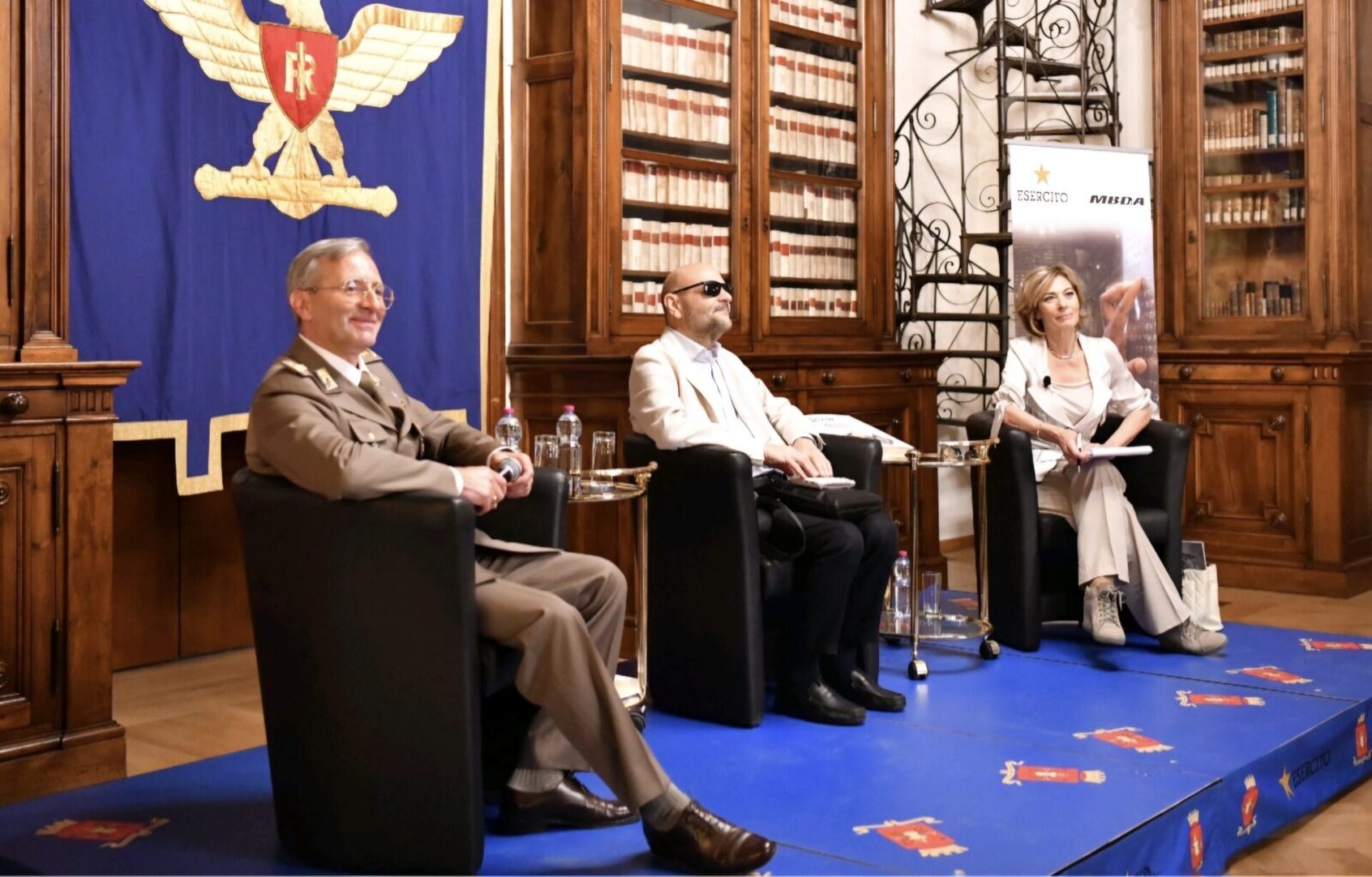 Stampa e inclusione, esempio virtuoso 2 Esercito e inclusione parterre