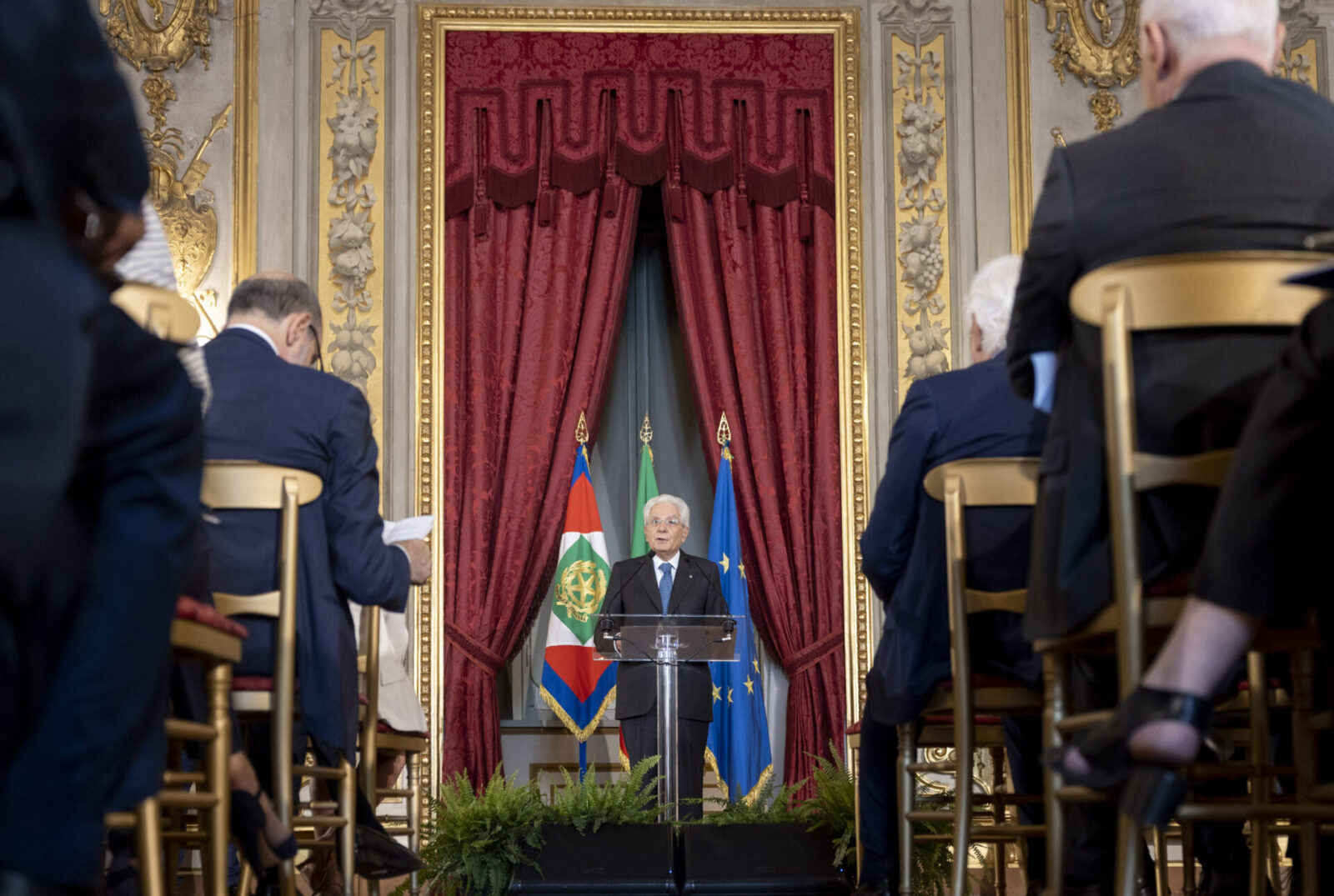 Mattarella bacchetta Russia e Israele 1 Mattarello