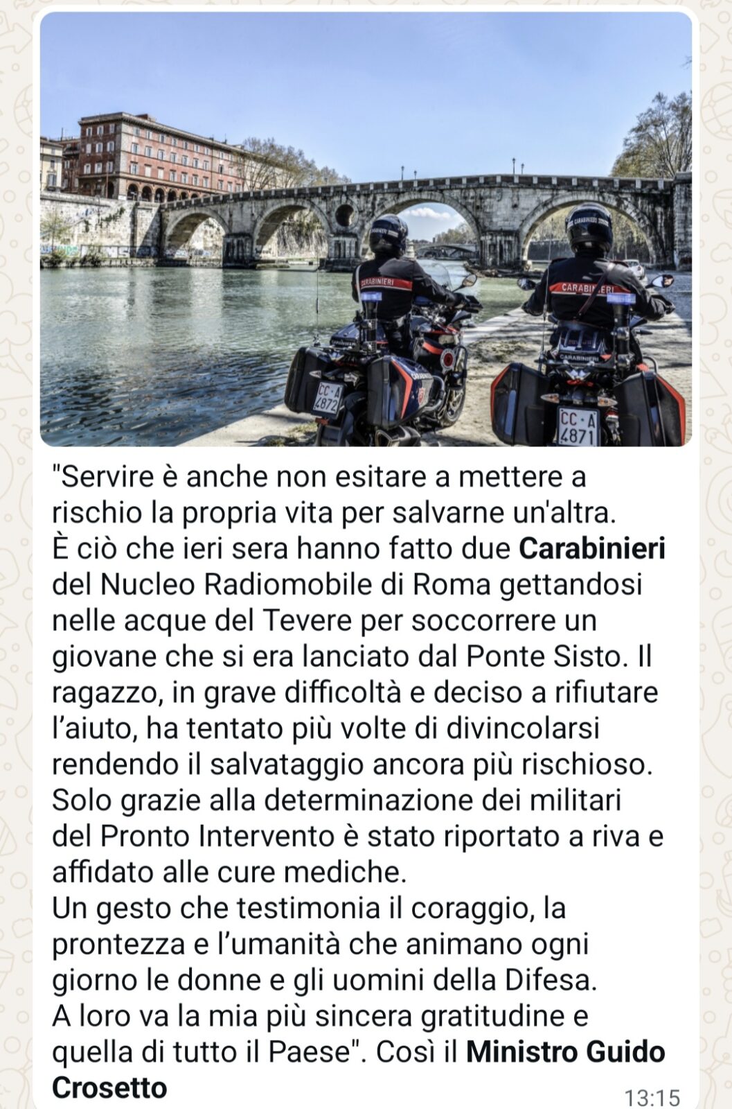 carabinieri eroi su lanciano nel tevere e salvano ragazzo 2 Difesa Magazine