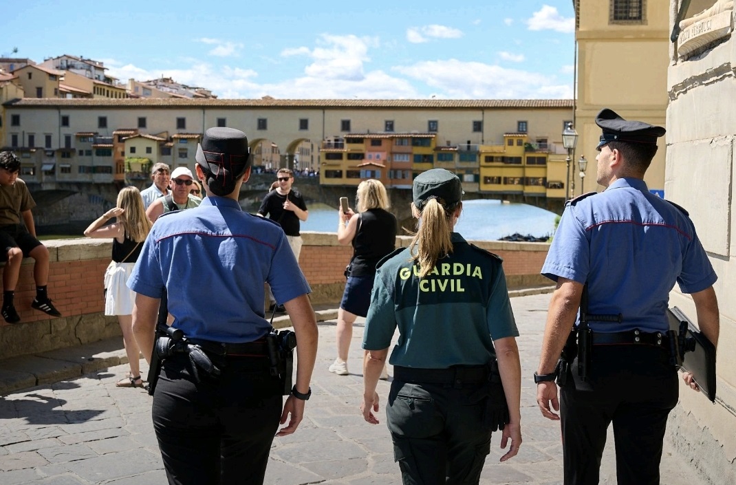 7 settembre: il giorno della cooperazione di Polizia 1 cooperazione di polizia 1 - firenze guardia civil carabinieri
