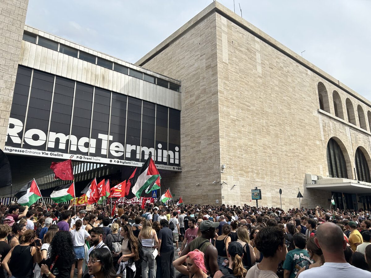 L'Italia, il paese che non sa manifestare 1 Manifestazione roma