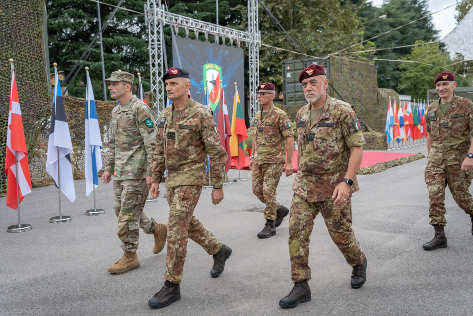 Settembre, valzer di nomine e cambi al vertice, anche alla NATO 2 settembre valzer di nomine e cambi al vertice anche alla nato 1 Difesa Magazine