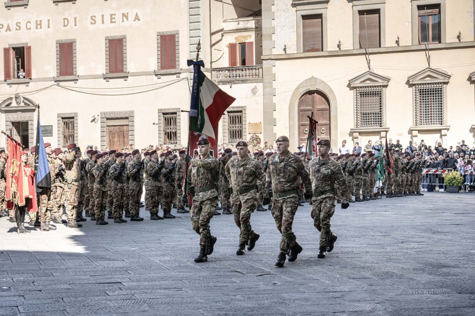 festa in piazza per il 183esimo 3 Difesa Magazine