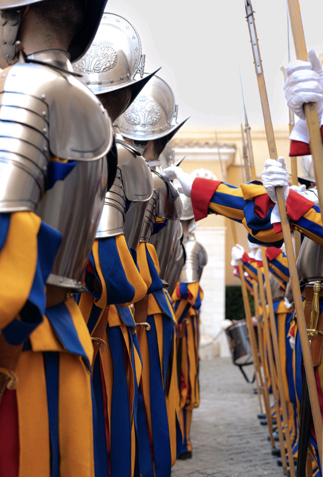 giuramento delle guardie svizzere 1 Difesa Magazine