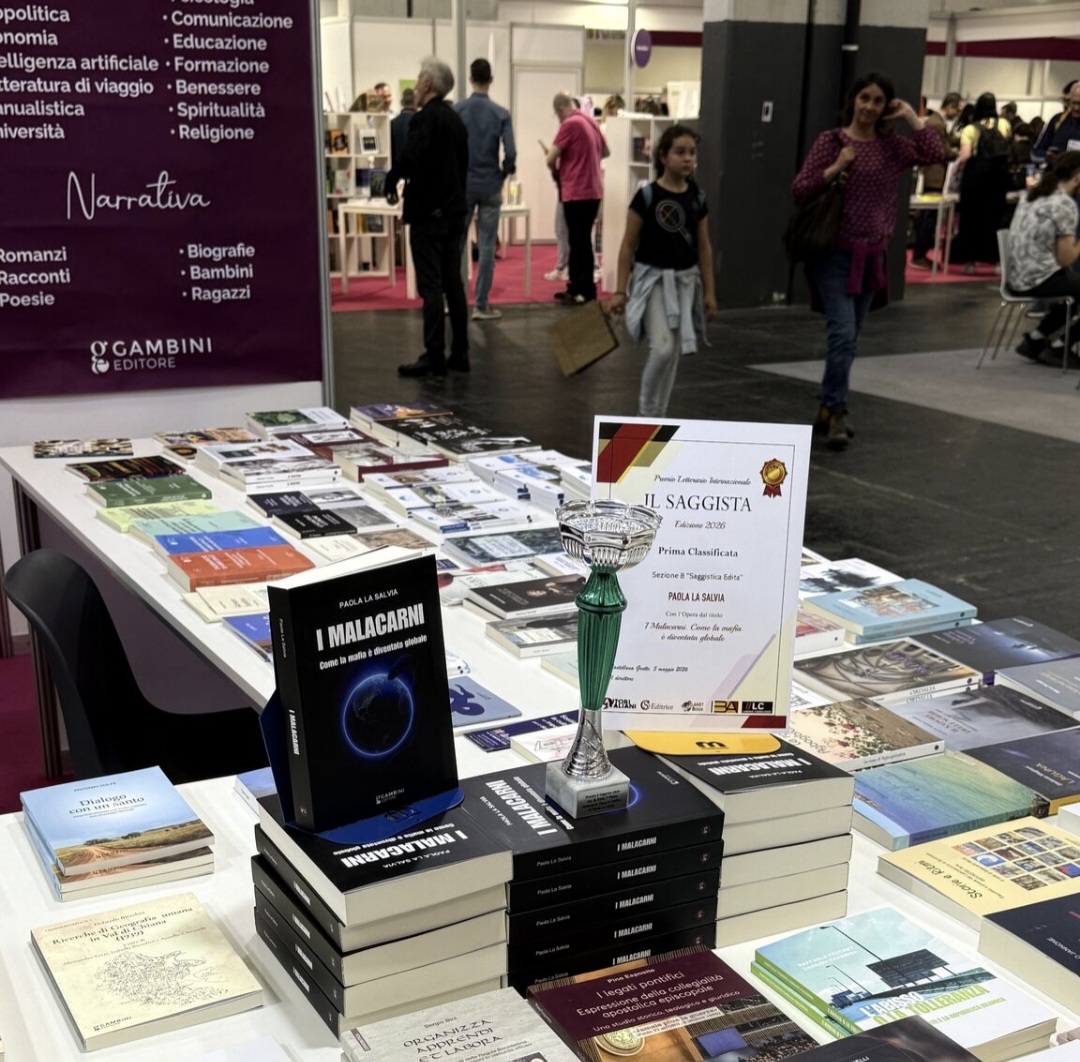 I Malacarni, di Paola La Salvia: cronaca di un successo editoriale 1 i malacarni di paola la salvia cronaca di un successo editoriale Difesa Magazine
